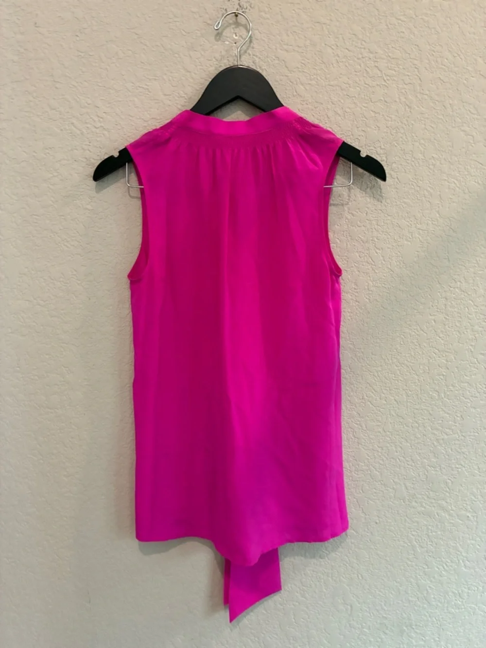 Lilly Pulitzer Bright Pink Tie-Neck Sleeveless blouse